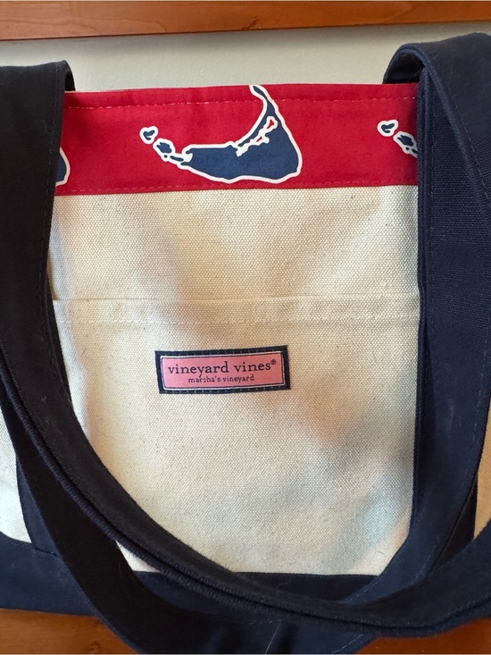 Vineyard Vines Handbags - Vineyard Vines Natural Canvas Tote with Navy Straps and Nantucket Map